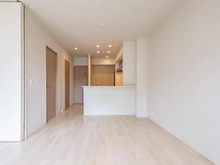 【神奈川県/横浜市栄区小菅ケ谷】パークホームズ横浜本郷台リバーサイドヴィラ THE EAST リビング・ダイニング