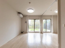 【神奈川県/横浜市栄区小菅ケ谷】パークホームズ横浜本郷台リバーサイドヴィラ THE EAST リビング・ダイニング：リビング～洋室