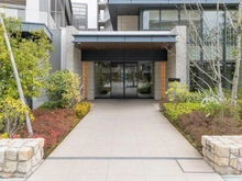 【神奈川県/横浜市栄区小菅ケ谷】パークホームズ横浜本郷台リバーサイドヴィラ THE EAST エントランス