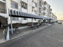 【神奈川県/横浜市栄区上郷町】港南台プリンスハイツ 7号館 駐輪場