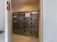 【神奈川県/厚木市中町】プレシス本厚木レジデンス 宅配BOX