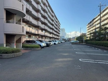 【神奈川県/鎌倉市岩瀬】鎌倉岩瀬ハイツ 駐車場