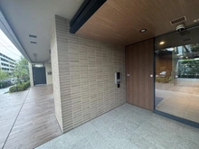 【神奈川県/横浜市栄区小菅ケ谷】ブランズシティ本郷台リバーサイドテラス サブエントランス