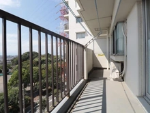 【神奈川県/横浜市栄区本郷台】コスモ戸塚リベラヒルズA バルコニー