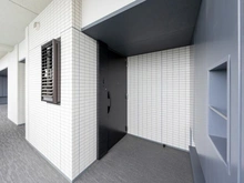 【神奈川県/川崎市中原区新城】プラウド武蔵新城ステーションマークス 玄関