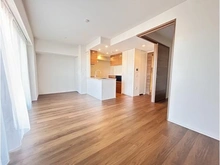 【神奈川県/横浜市青葉区美しが丘】ドレッセWISEたまプラーザ B棟 リビング・ダイニング