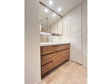 【神奈川県/横浜市青葉区美しが丘】ドレッセWISEたまプラーザ B棟 洗面室