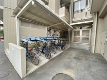 【神奈川県/横浜市青葉区荏田西】ヒルズ市が尾ビューステージ 駐輪場