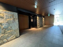 【神奈川県/川崎市宮前区鷺沼】グランドメゾン鷺沼ザ・ヴィラ エントランス