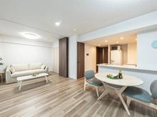 【神奈川県/横浜市青葉区荏田西】クレアホームズ市ヶ尾荏田西 リビング・ダイニング：左側洋室