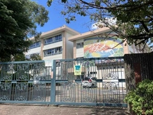 【神奈川県/川崎市宮前区有馬】パークホームズ鷺沼ガーデン 川崎市立有馬中学校（現地より約281m）