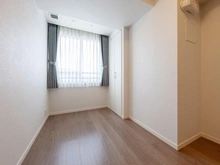 【神奈川県/横浜市都筑区中川中央】グランドメゾンセンター北フロント 洋室