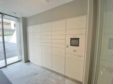 【神奈川県/川崎市宮前区鷺沼】ローレルコート鷺沼 宅配BOX