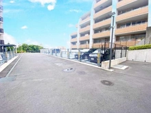 【神奈川県/川崎市宮前区鷺沼】ローレルコート鷺沼 駐車場