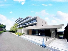 【神奈川県/川崎市宮前区鷺沼】ローレルコート鷺沼 外観