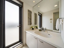 【神奈川県/横浜市都筑区北山田】ライフヒルズ北山田 D棟 洗面所