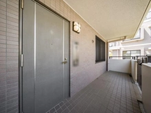 【神奈川県/横浜市都筑区北山田】ライフヒルズ北山田 D棟 共用部：玄関、ポーチ