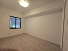 【神奈川県/横浜市青葉区美しが丘】扶桑ハイツたまプラーザの杜 サービスルーム（納戸）：5.1帖のサービスルーム