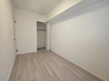 【神奈川県/横浜市青葉区美しが丘】扶桑ハイツたまプラーザの杜 洋室：4.8帖の洋室