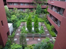 【神奈川県/川崎市宮前区土橋】ヒルハイツ宮前平イースト 敷地内：敷地内中庭