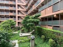 【神奈川県/横浜市青葉区荏田西】ヒルズガーディアム青葉・江田 敷地内