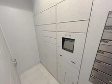 【神奈川県/横浜市青葉区新石川】クレヴィアたまプラーザ 宅配BOX