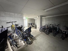 【神奈川県/川崎市宮前区土橋】鷺沼北パークホームズ弐番館 駐輪場