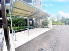 【神奈川県/川崎市宮前区鷺沼】ローレルコート鷺沼 共用部：バイク置場