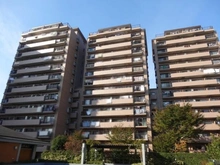 【神奈川県/横浜市都筑区茅ケ崎南】港北ファミールハイツ 10-3号棟 外観：左側