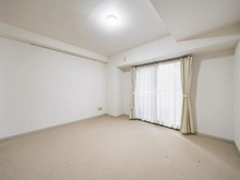 【神奈川県/横浜市都筑区茅ケ崎南】港北ファミールハイツ 10-3号棟 洋室：北側約7.8畳