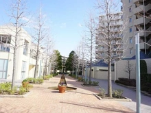 【神奈川県/横浜市都筑区北山田】ララヒルズ7番街 敷地内