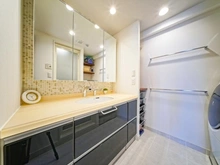 【神奈川県/川崎市中原区下小田中】アルファコート武蔵中原 洗面所：家具調度品は価格に含まれません