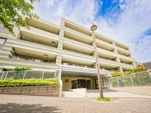 【神奈川県/横浜市都筑区牛久保東】ミオカステーロ港北II 外観