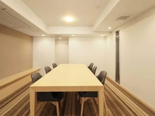 【神奈川県/横浜市港北区箕輪町】プラウド日吉 共用施設：コミュニティラウンジ