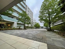 【神奈川県/横浜市青葉区市ケ尾町】ブランズ市が尾ガーデン 敷地内