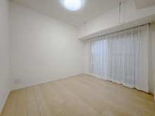 【神奈川県/横浜市青葉区美しが丘】美しが丘ルピナス 洋室:約4.3帖