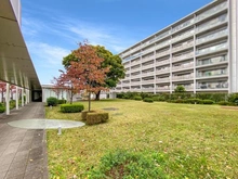 【東京都/調布市菊野台】パークハウスザガーデン イーストハウス 敷地内