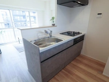 【神奈川県/横浜市磯子区新杉田町】コンバイン新杉田 キッチン