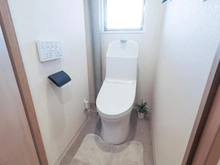 【神奈川県/横浜市磯子区新杉田町】コンバイン新杉田 トイレ