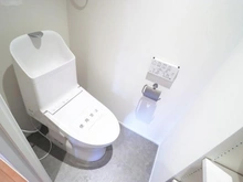 【神奈川県/川崎市宮前区宮前平】ニューウェルテラス宮前平 B棟 トイレ