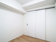 【神奈川県/川崎市宮前区宮前平】ニューウェルテラス宮前平 B棟 洋室