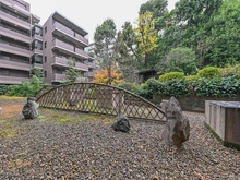 【東京都/港区赤坂】パルティール赤坂 敷地内