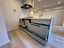 【東京都/小金井市本町】ライオンズマンション武蔵小金井第二 キッチン：キッチン収納