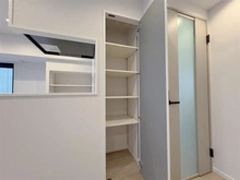 【東京都/小金井市本町】ライオンズマンション武蔵小金井第二 リビング：可動棚