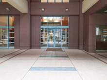 【東京都/府中市宮西町】ライオンズステージ府中シティタワー エントランス