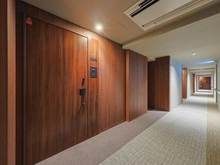 【東京都/小金井市本町】プラウドタワー武蔵小金井クロス イースト 玄関