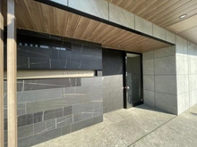 【東京都/調布市小島町】アルソスリブレ調布 エントランス