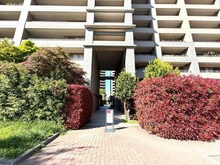 【東京都/小金井市本町】エアーズシティブライトコート 敷地内：光のゲート