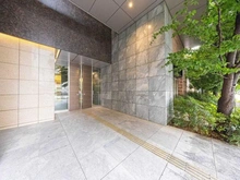 【東京都/小金井市本町】プラウドタワー武蔵小金井クロス ウエスト エントランス