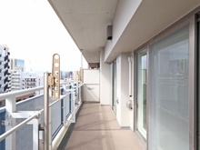【東京都/府中市宮西町】ライオンズステージ府中シティタワー バルコニー